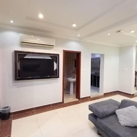Celine Al Motamaiza Furnished Apartment Джеда Екстериор снимка